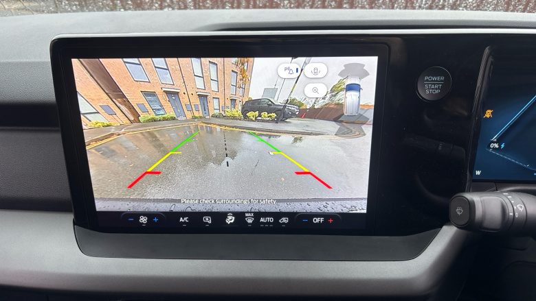 Ford Transit Courier E-Transit Courier 100kW 43kWh Trend Van Auto